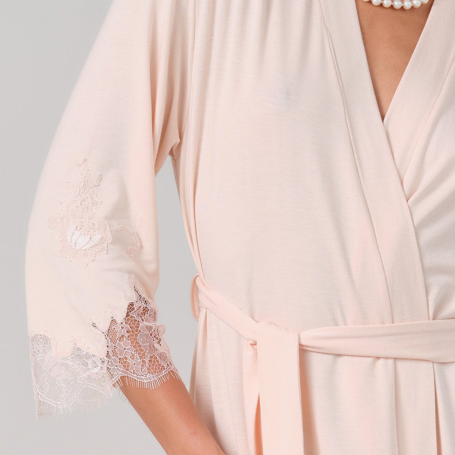 Which Shades of Pink to Choose in SS26 to Look Elegant Every Day?