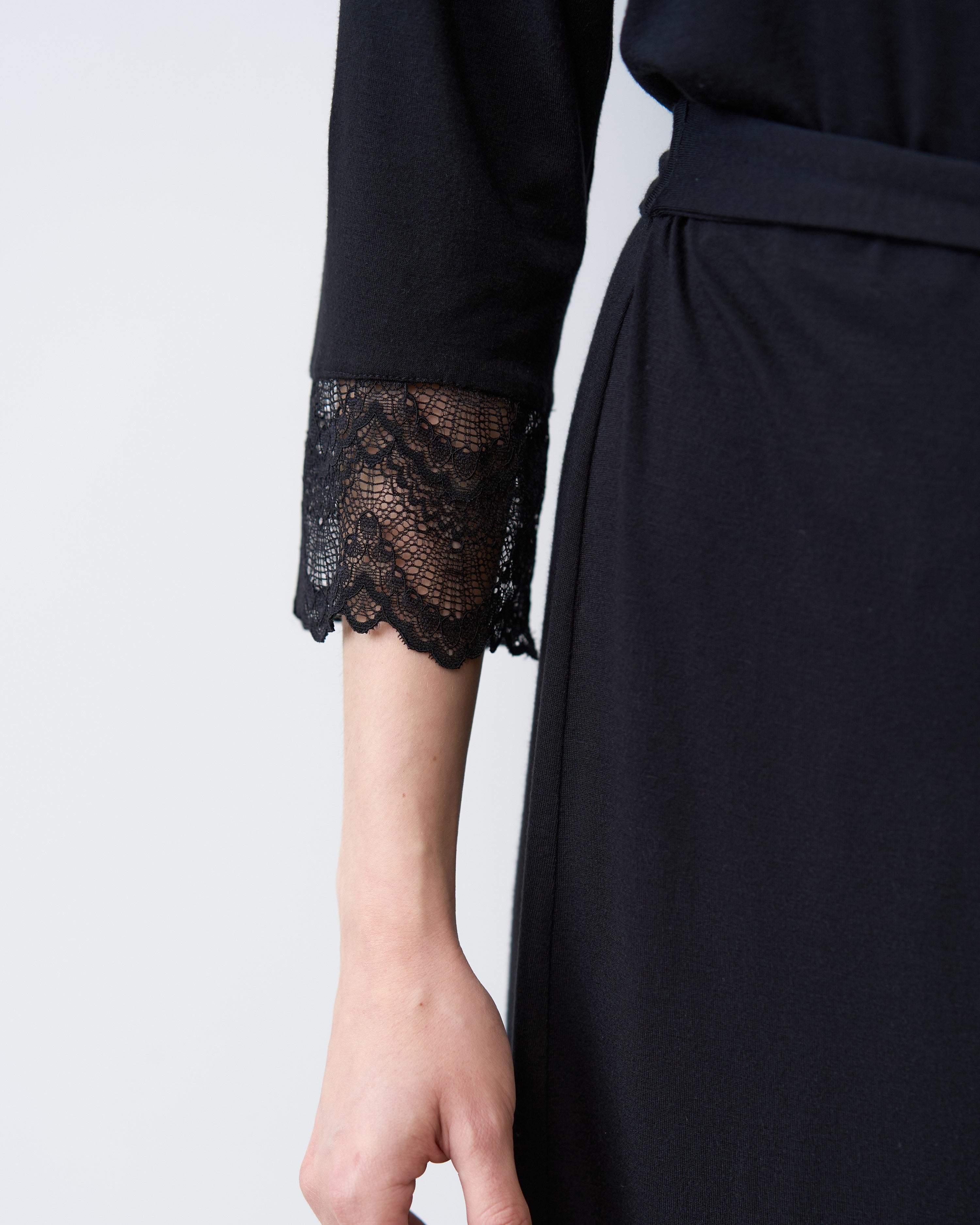 Bamboo 3/4 sleeve Robe 02105 black