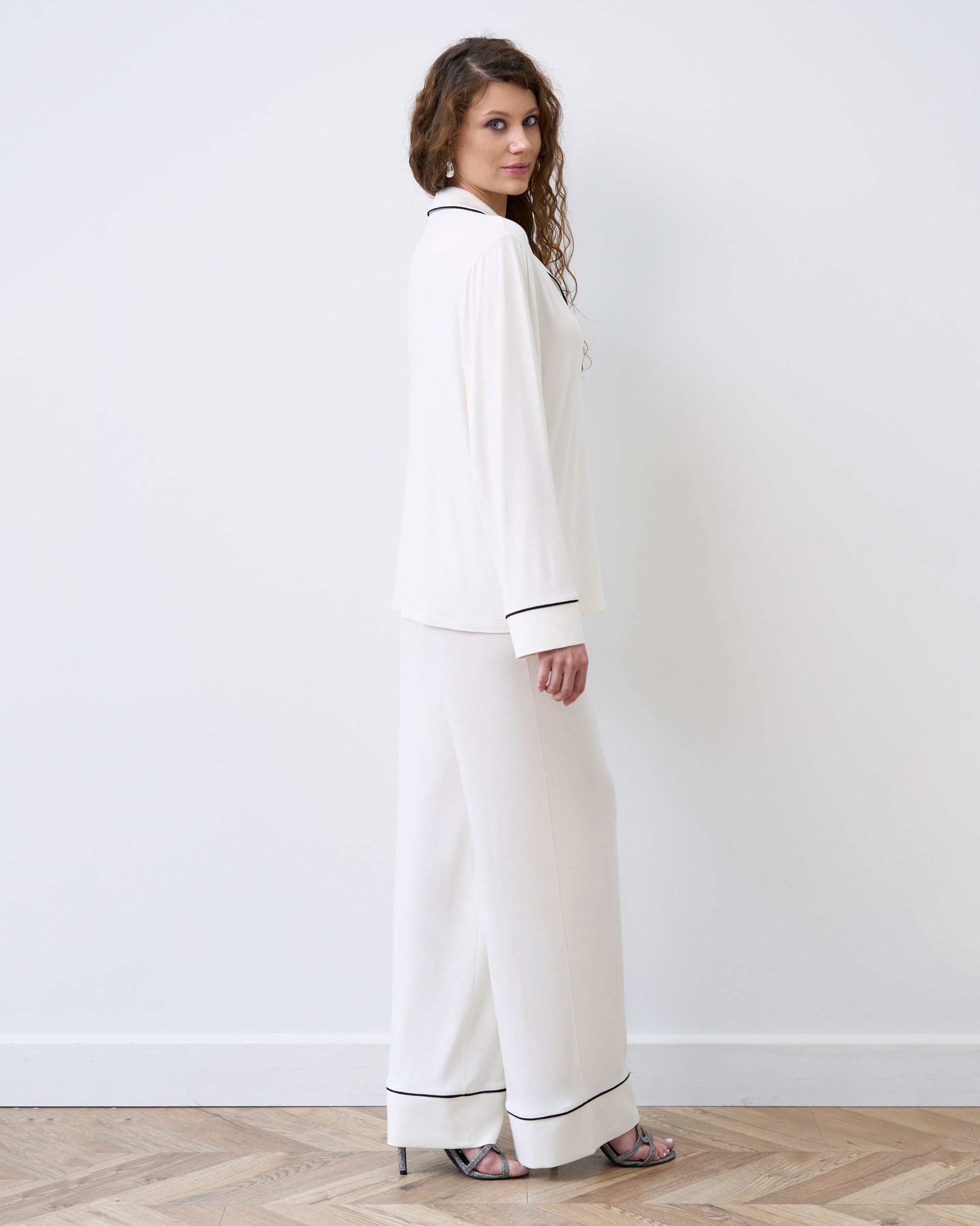 Bamboo button-up long sleeve Pajama set with pants 02116 ivory