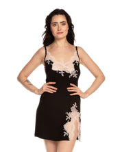 Effetto bamboo chemise spaghetti strap 03162 – women's sleepwear, black
Woman wearing a black lace-trimmed dress on a white background
