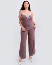 Effetto bamboo camisole pajama set 03163 – women's sleepwear, taupe
Woman wearing a mauve lace-trimmed top and wide-leg pants on a white background