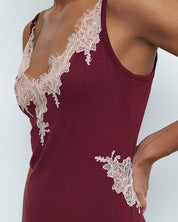 Effetto bamboo cami shorts set 03163 – women's sleepwear, cherry lacquer
Maroon tank top with lace detailing on a plain background