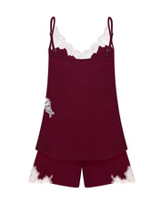Effetto bamboo cami shorts set 03163 – women's sleepwear, cherry lacquer
Burgundy nightgown with lace trim on a white background