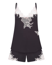 Effetto bamboo cami shorts set 03163 – women's sleepwear, smoke grey
Black slip shorts set with white lace details on a white background