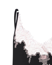 Effetto bamboo cami shorts set 03163 – women's sleepwear, black
Black bag with white lace detailing on a white background
