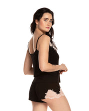 Effetto bamboo cami shorts set 03163 – women's sleepwear, black
Woman wearing a black sleeveless top and shorts with lace details on a white background