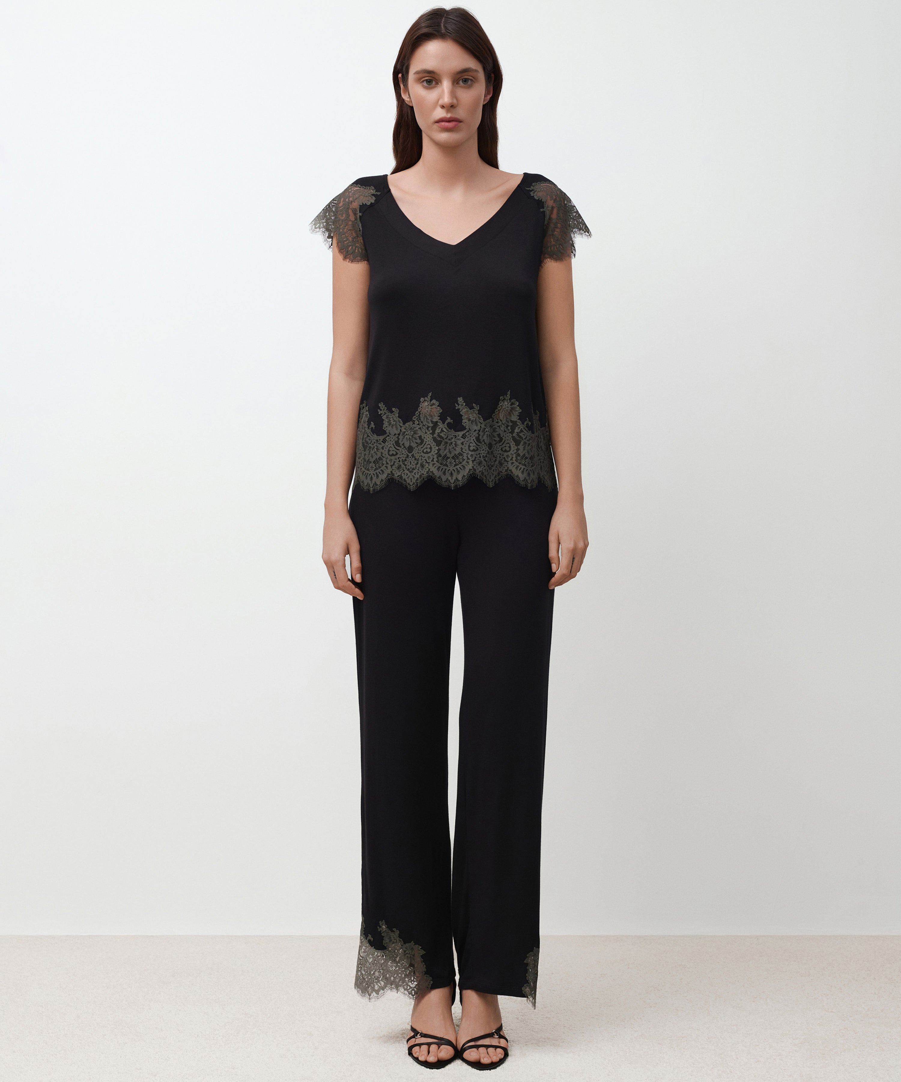 03344Black.jpg