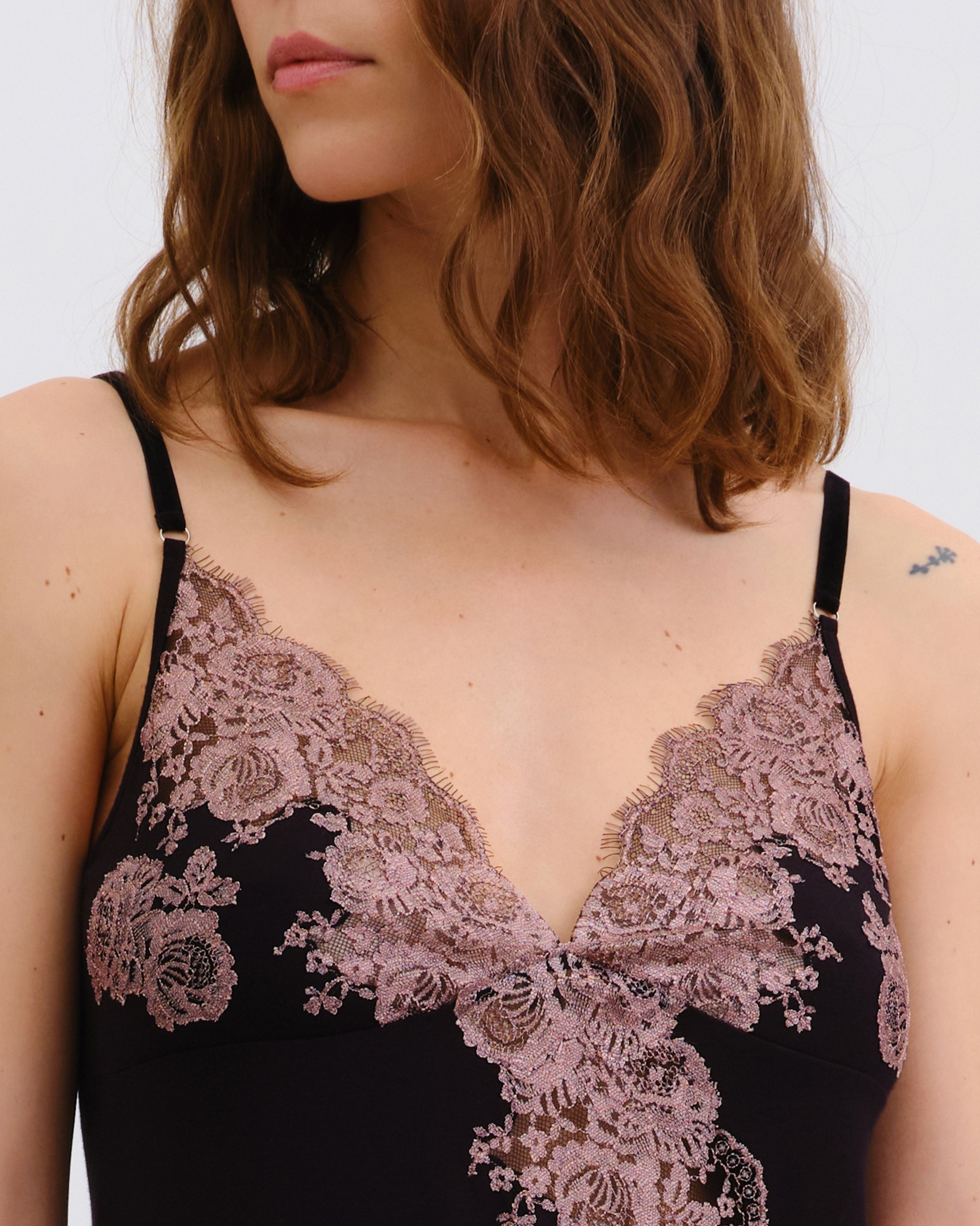 Bamboo Chemise spaghetti strap 03346 black/mauve lace