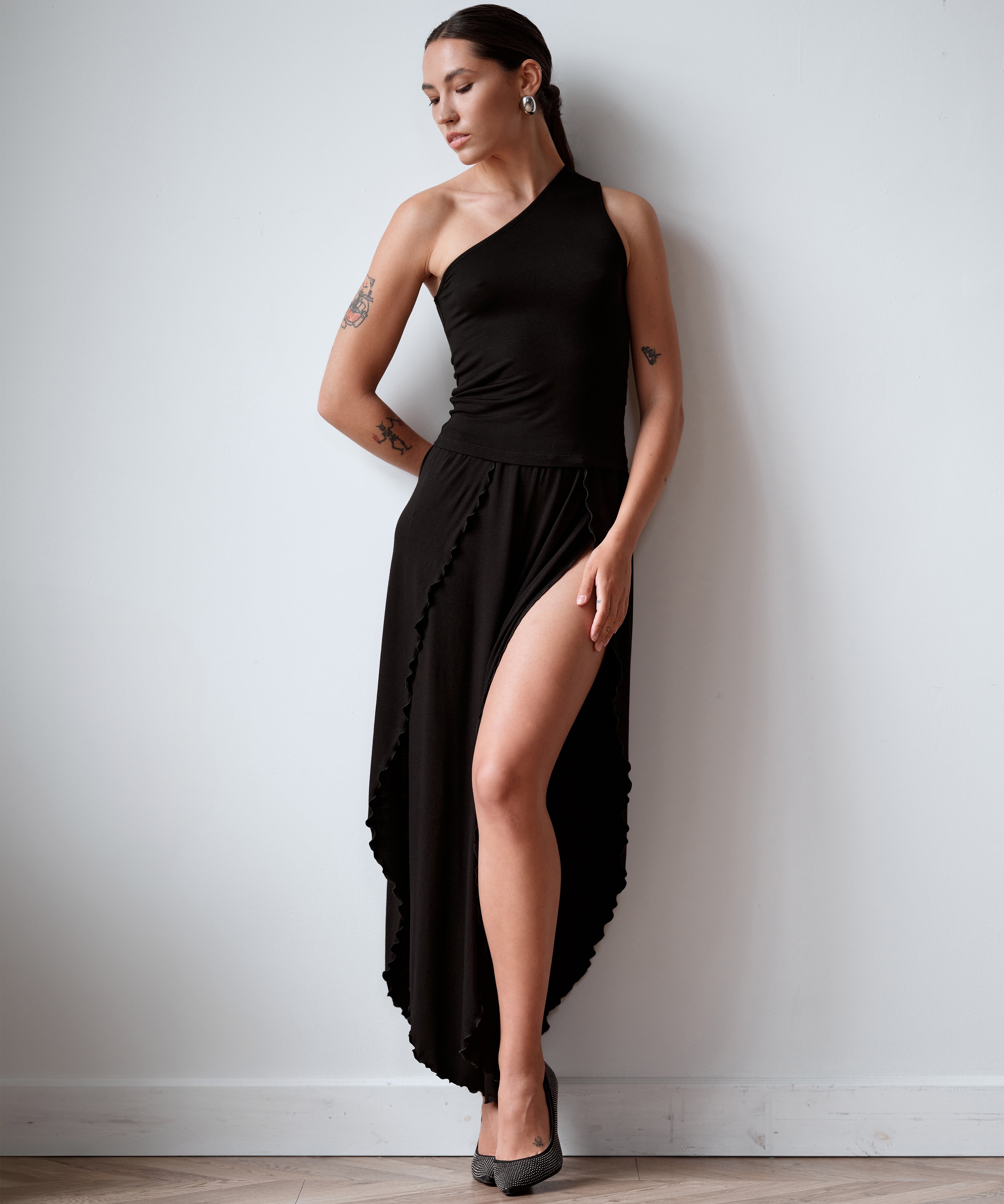03363_Black.jpg
