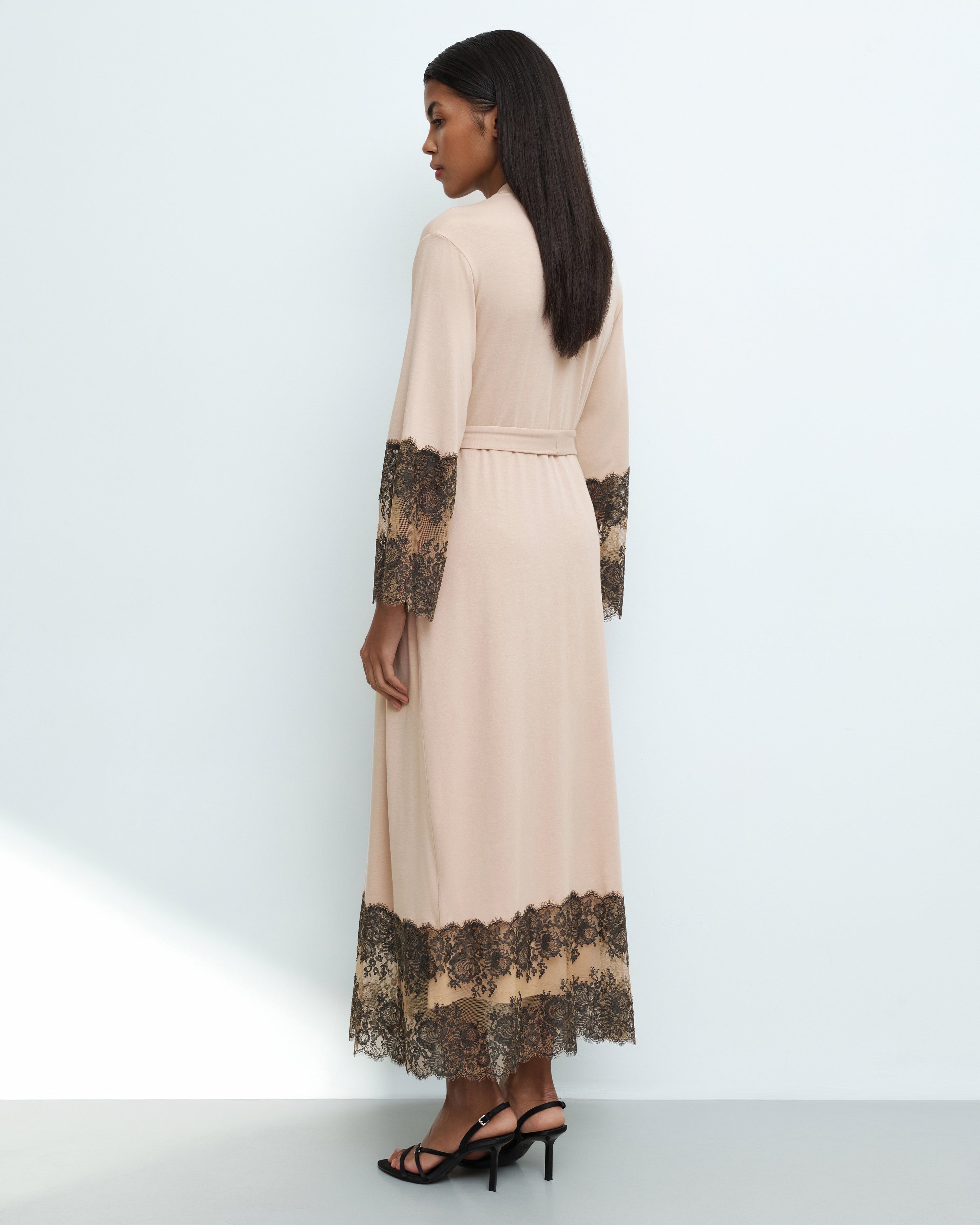 Bamboo long sleeve Robe 03348 almond milk