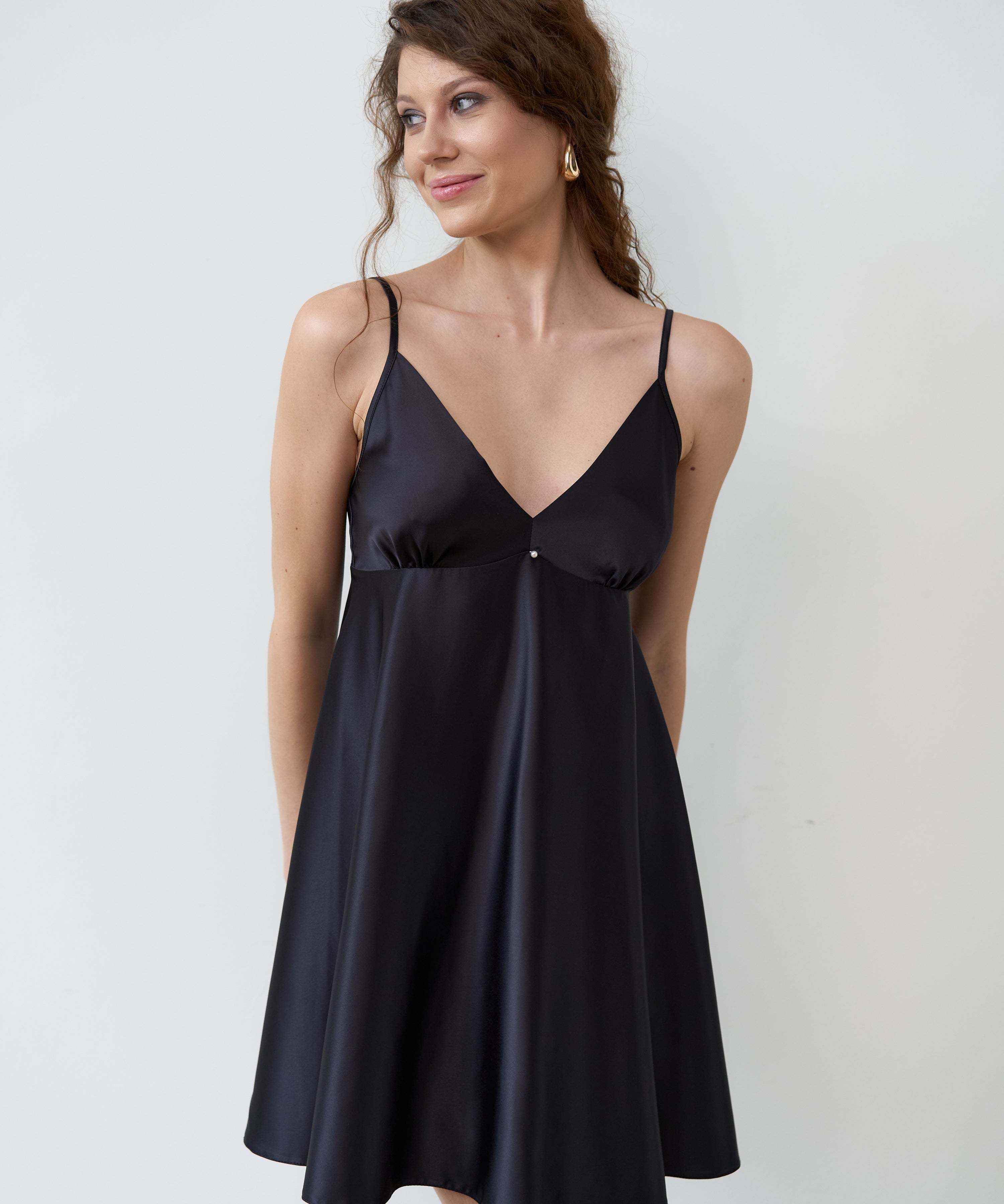 S03199_black.jpg