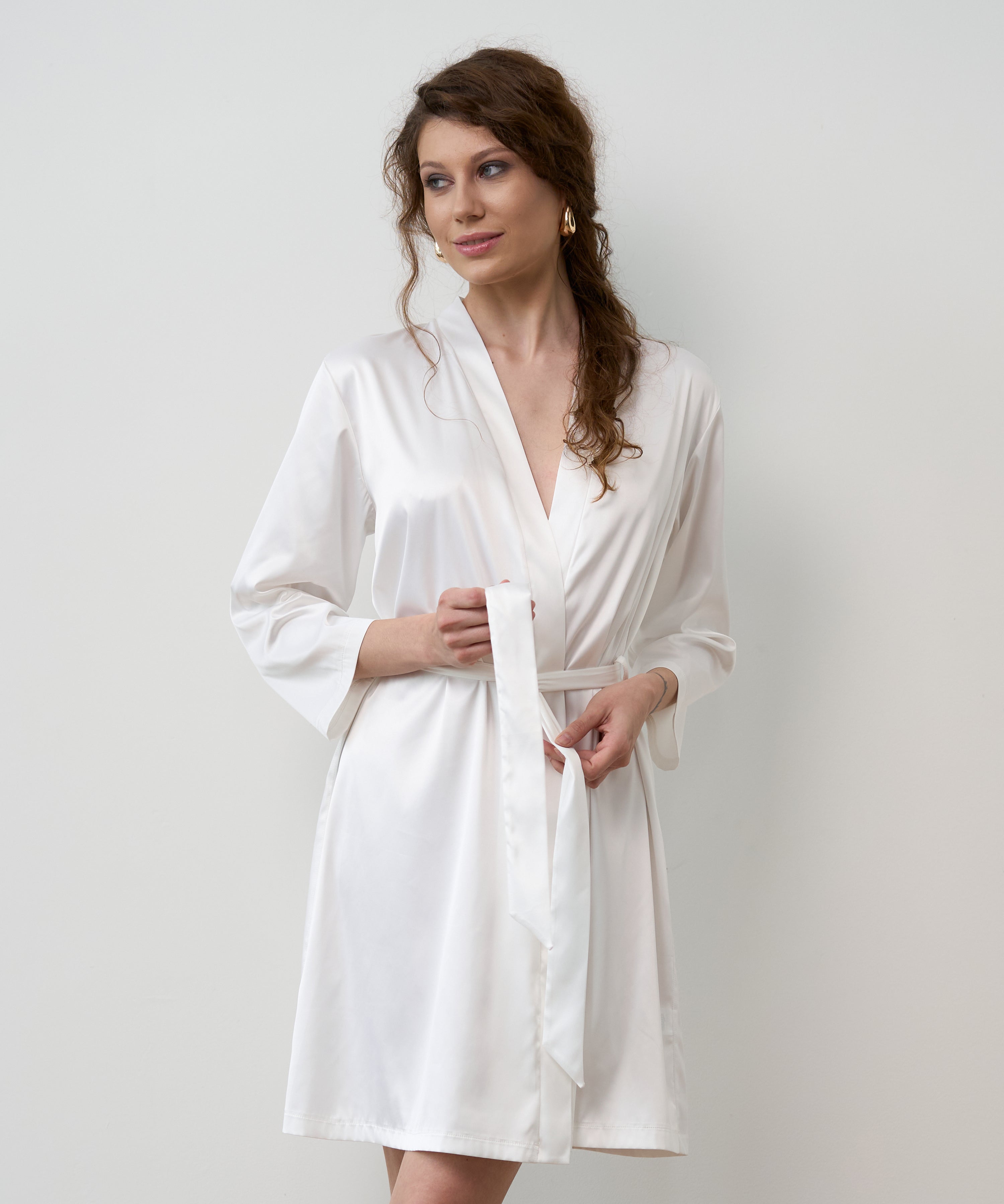 S03200_white.jpg