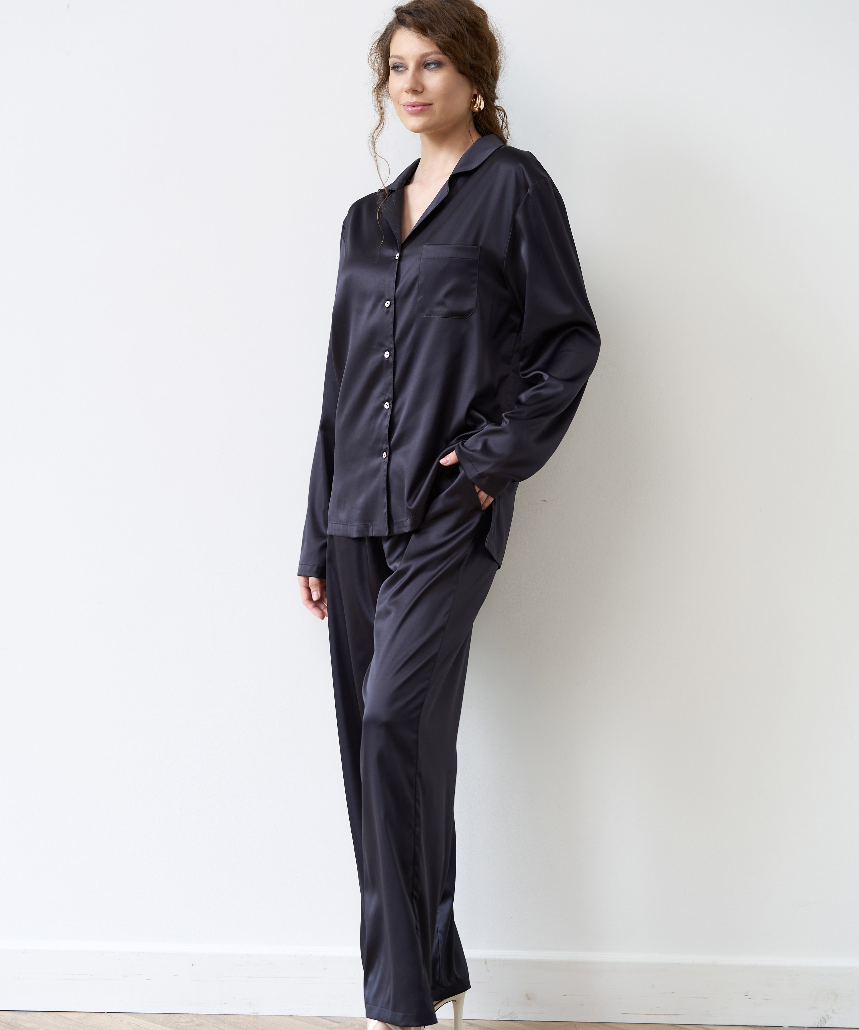 S03401_Black.jpg