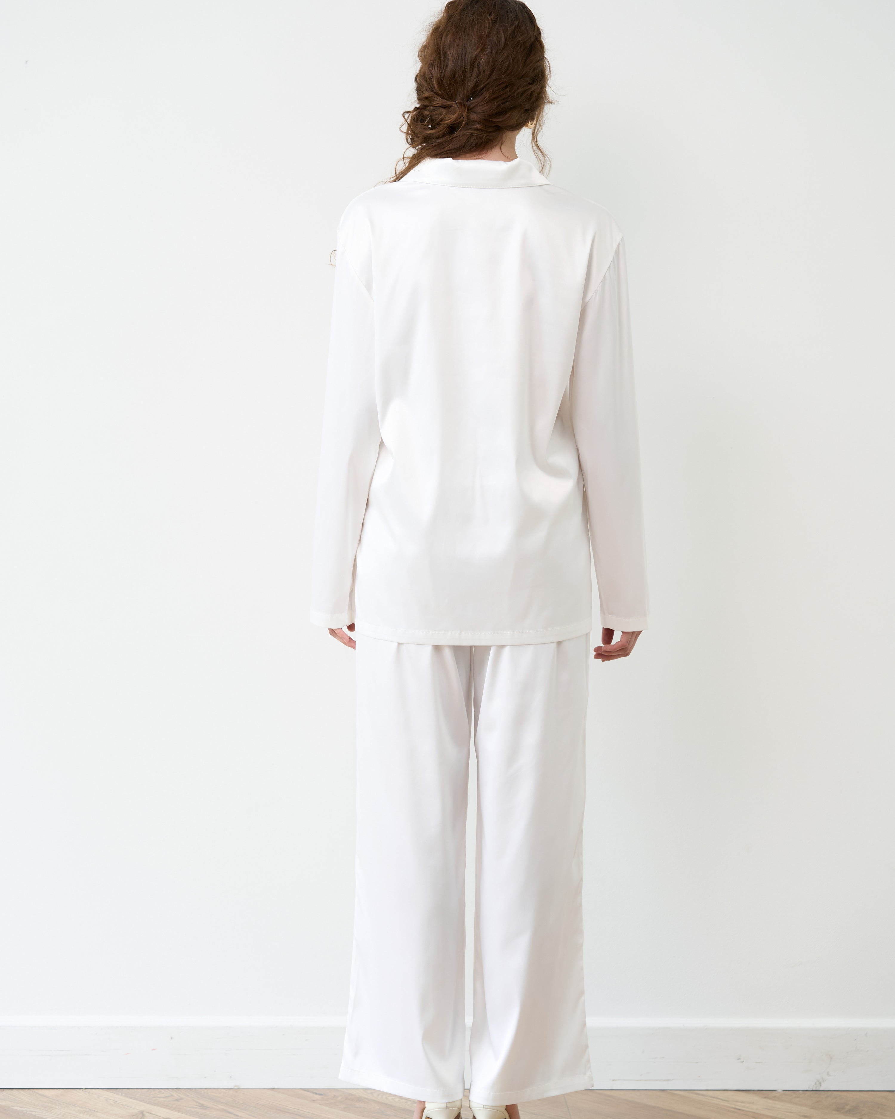 Satin button-up long sleeve Pajama set S03401 white