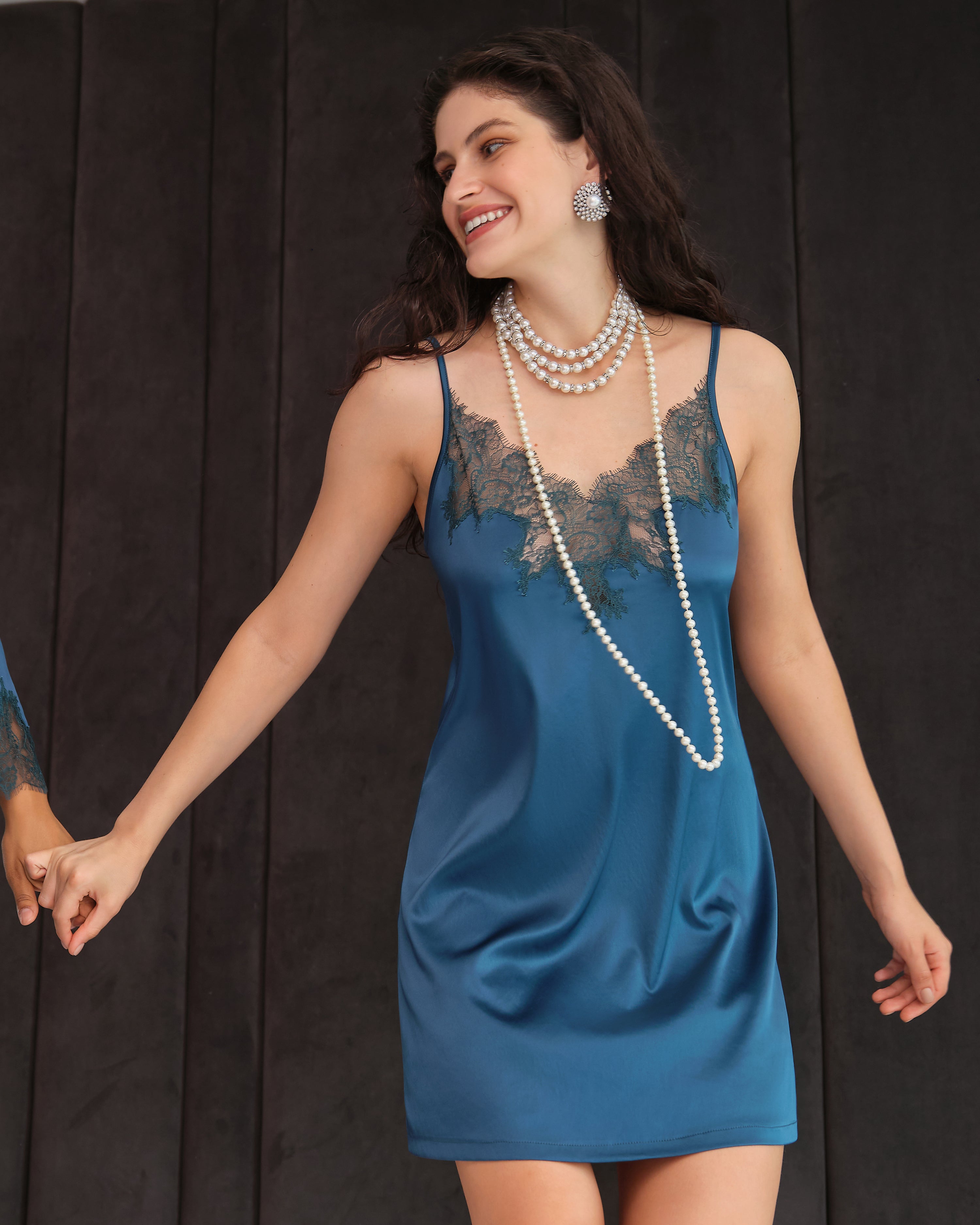 Satin Chemise spaghetti strap S03407 emerald