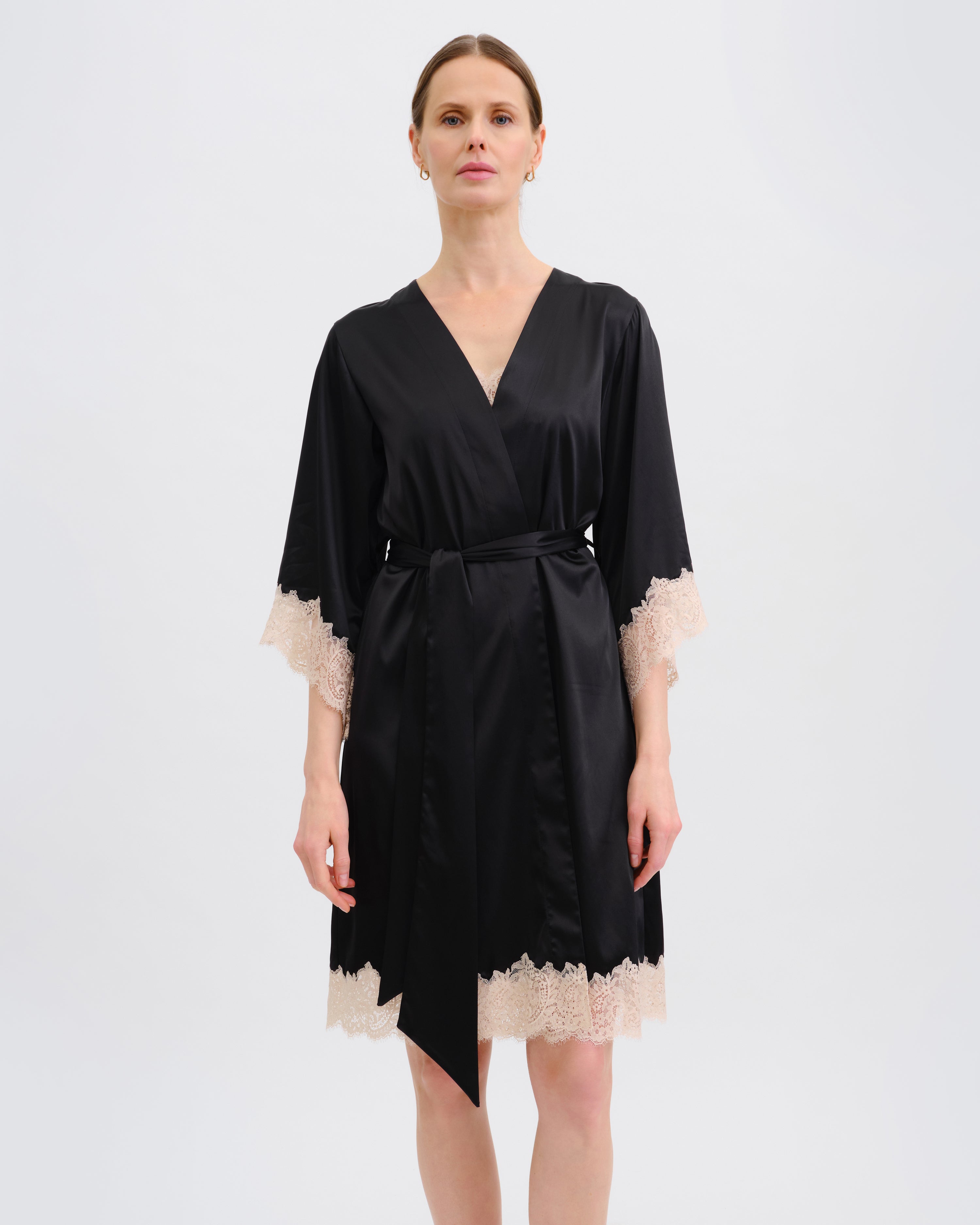 4 sleeve Robe S03414 black