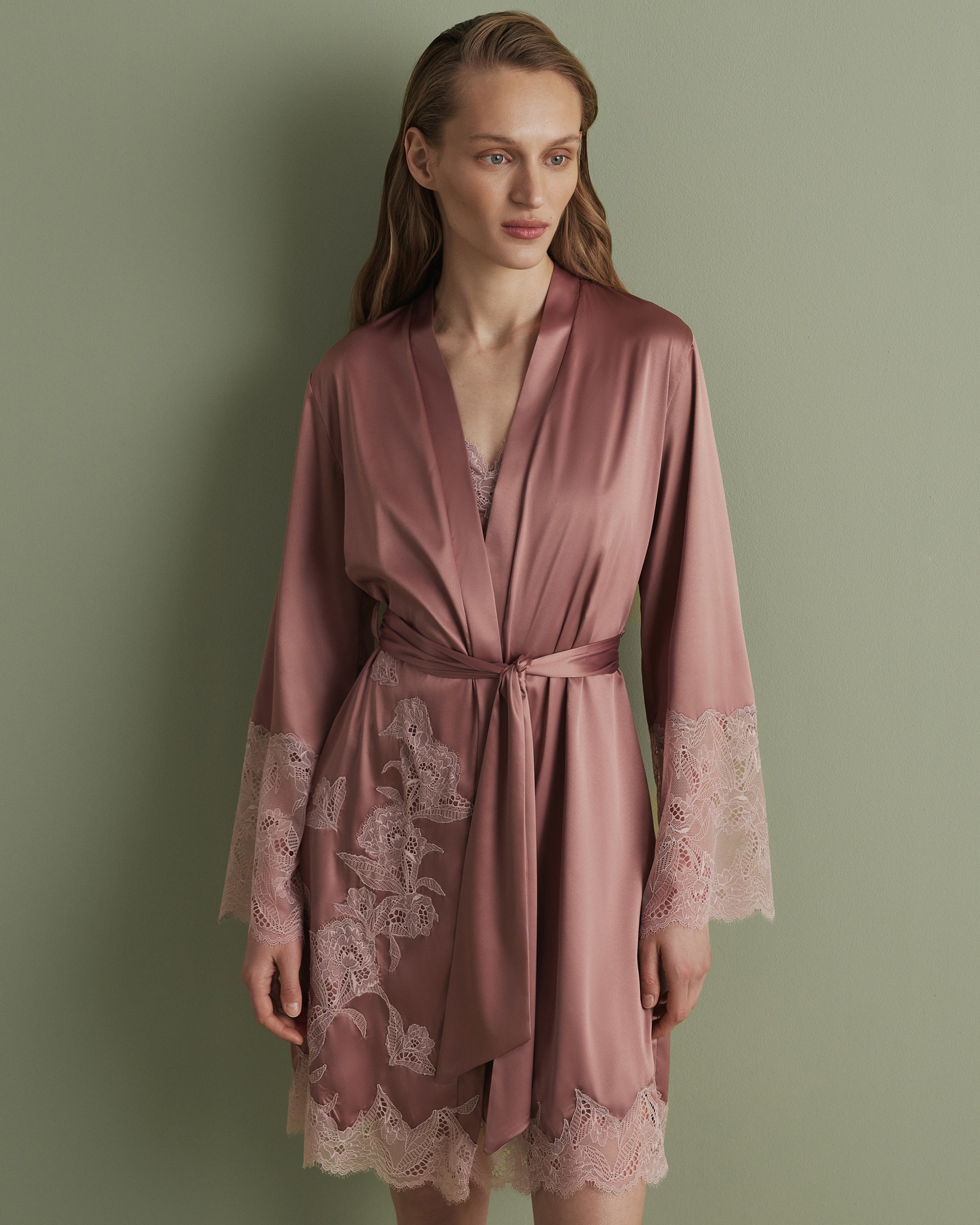 Satin Robe S03417 wood rose