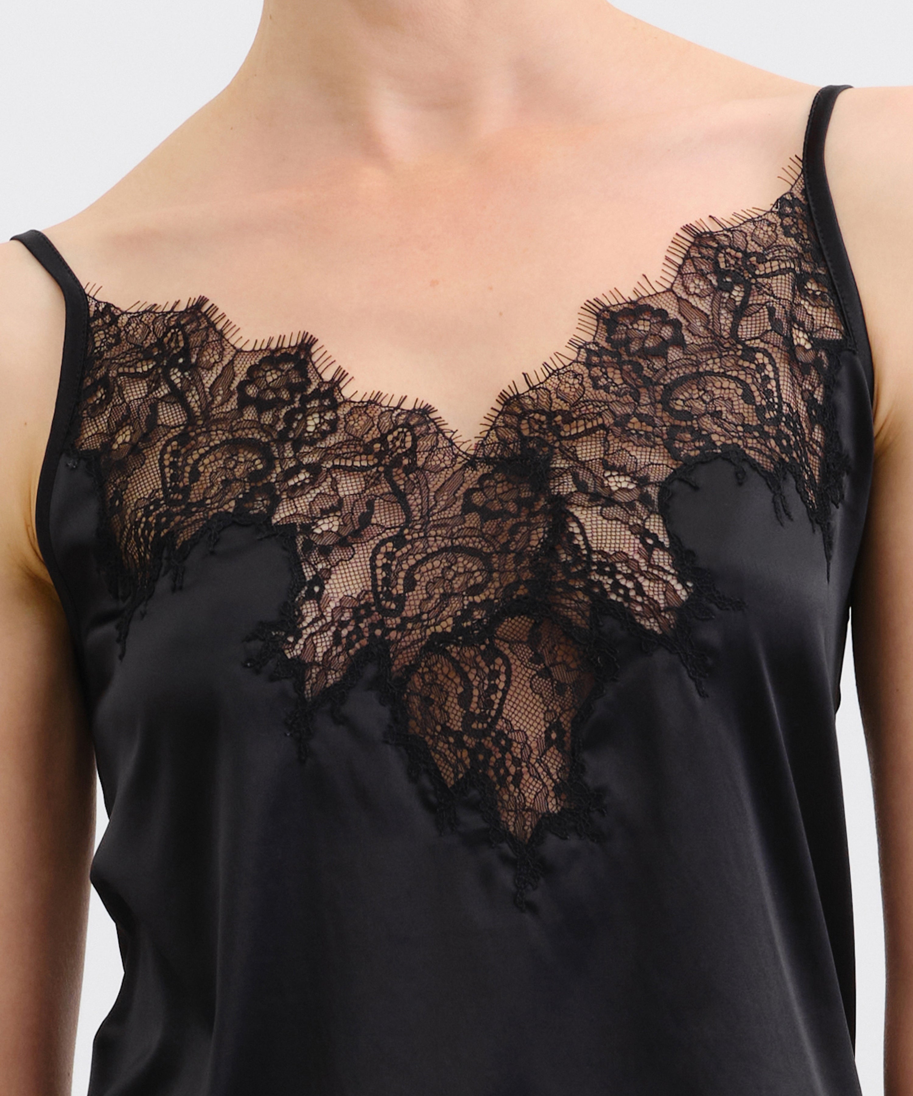 S03419_Black_7.jpg